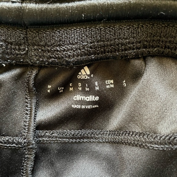 Medium adidas mens shorts - Picture 2 of 2